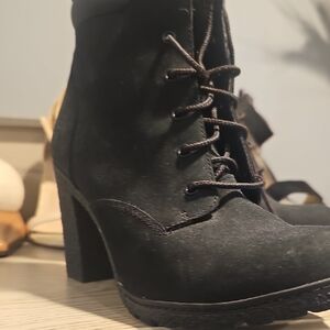 Timberland Women's Charcoal Lace-Up Boots